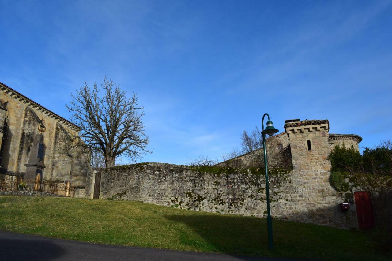 Gite De Sauviat 25 Chemin Du Grand Pacher Le Bourg De Sauviat 63120 Exterior photo
